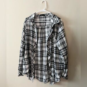 NWOT white fox boutique black and white flannel